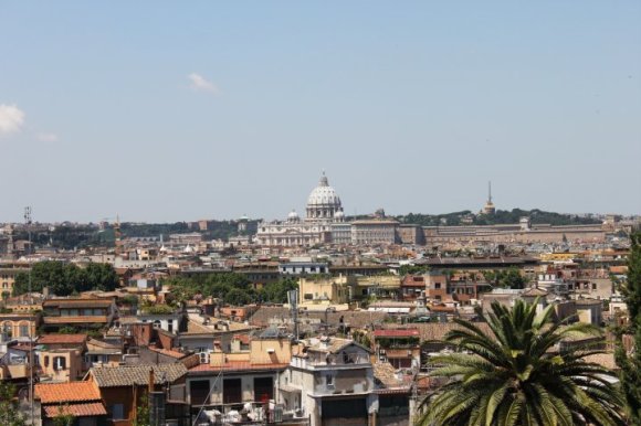 Dabei ist Rom völlig shoppingfrei einfach wunderschön! Nur so nebenbei... 