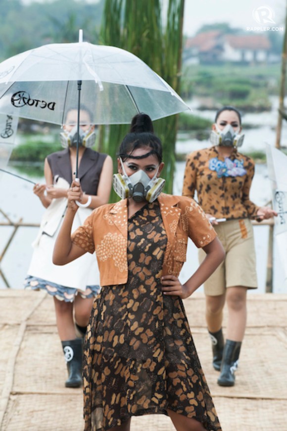 Indonesian models present an Eco Fashion apparel designed by Indonesian well known designer Felicia Budi, Indita Karina, Lenny Agustin during 